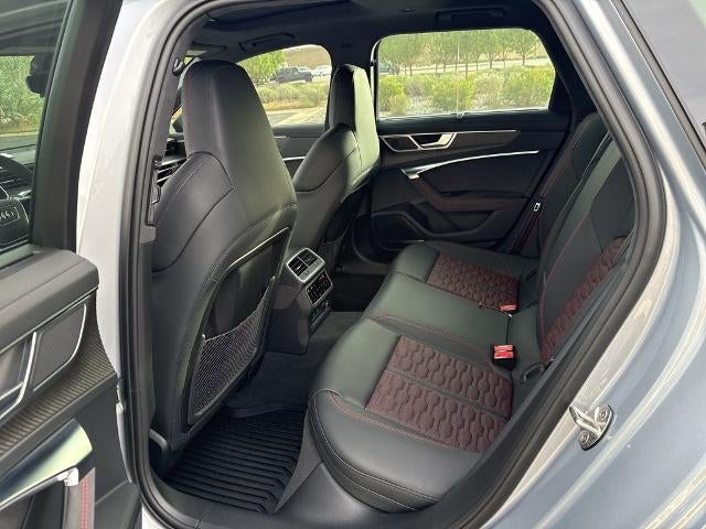 2024 Audi RS 6 Avant performance