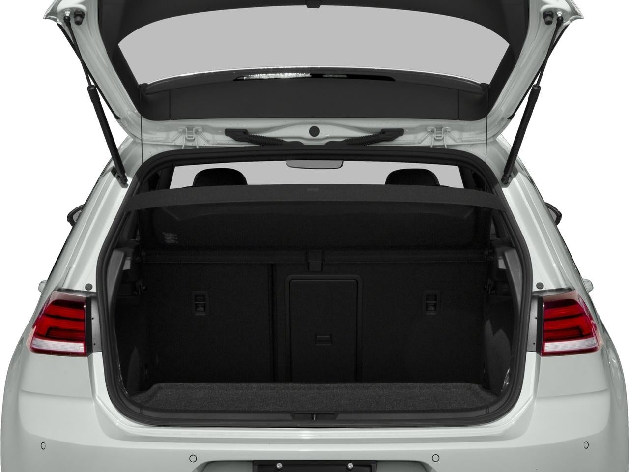 2018 Volkswagen Golf R Base