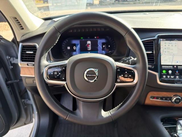 2024 Volvo XC90 Plus Bright Theme