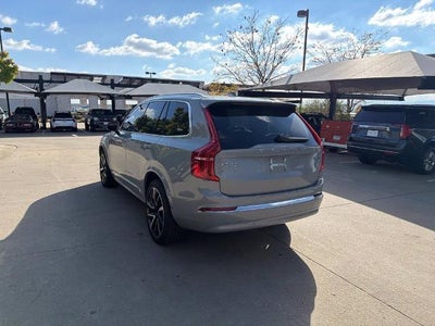 2024 Volvo XC90 Plus Bright Theme