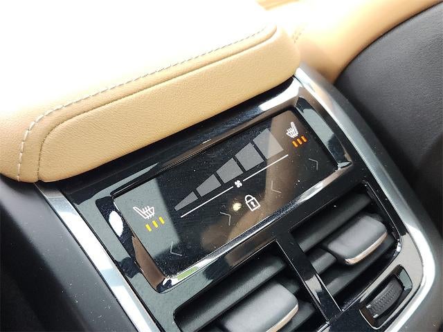 2021 Volvo XC60 Inscription