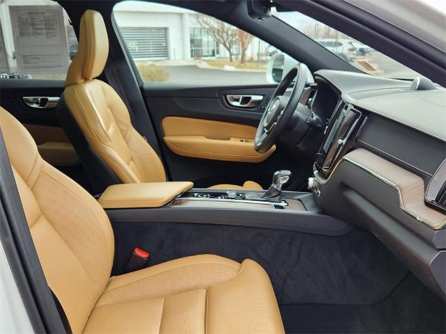 2021 Volvo XC60 Inscription