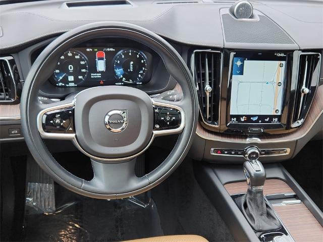 2021 Volvo XC60 Inscription