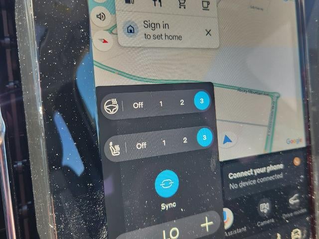 2025 Volvo XC40 Plus Dark Theme