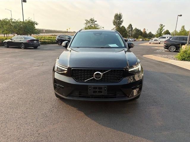 2025 Volvo XC40 Plus Dark Theme