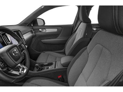 2025 Volvo XC40 Plus Dark Theme