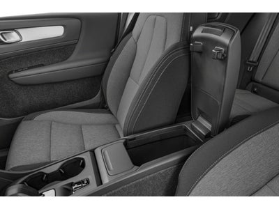 2025 Volvo XC40 Plus Dark Theme