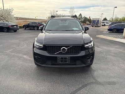 2023 Volvo XC40 Ultimate Dark Theme