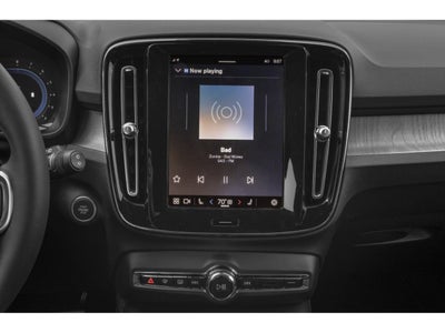 2023 Volvo XC40 Ultimate Dark Theme