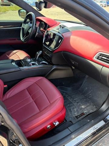 2022 Maserati Ghibli Modena Q4