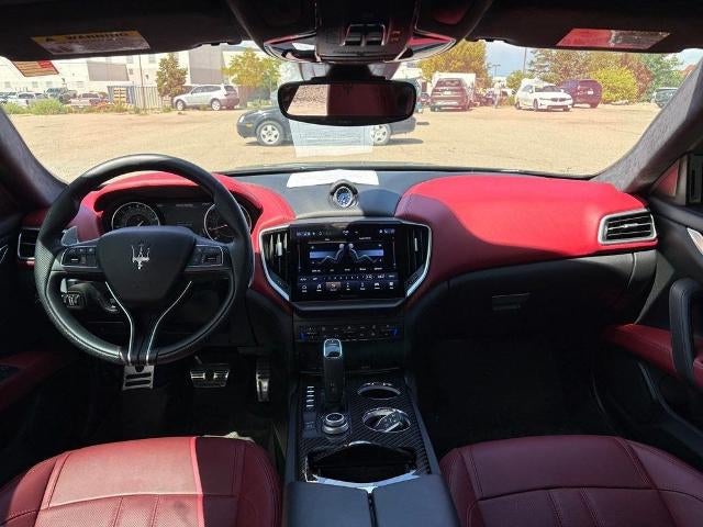 2022 Maserati Ghibli Modena Q4