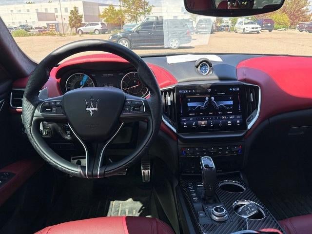 2022 Maserati Ghibli Modena Q4