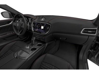 2022 Maserati Ghibli Modena Q4