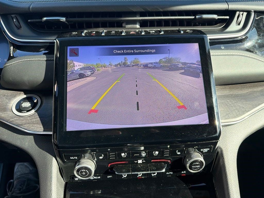 2023 Jeep Grand Cherokee Overland