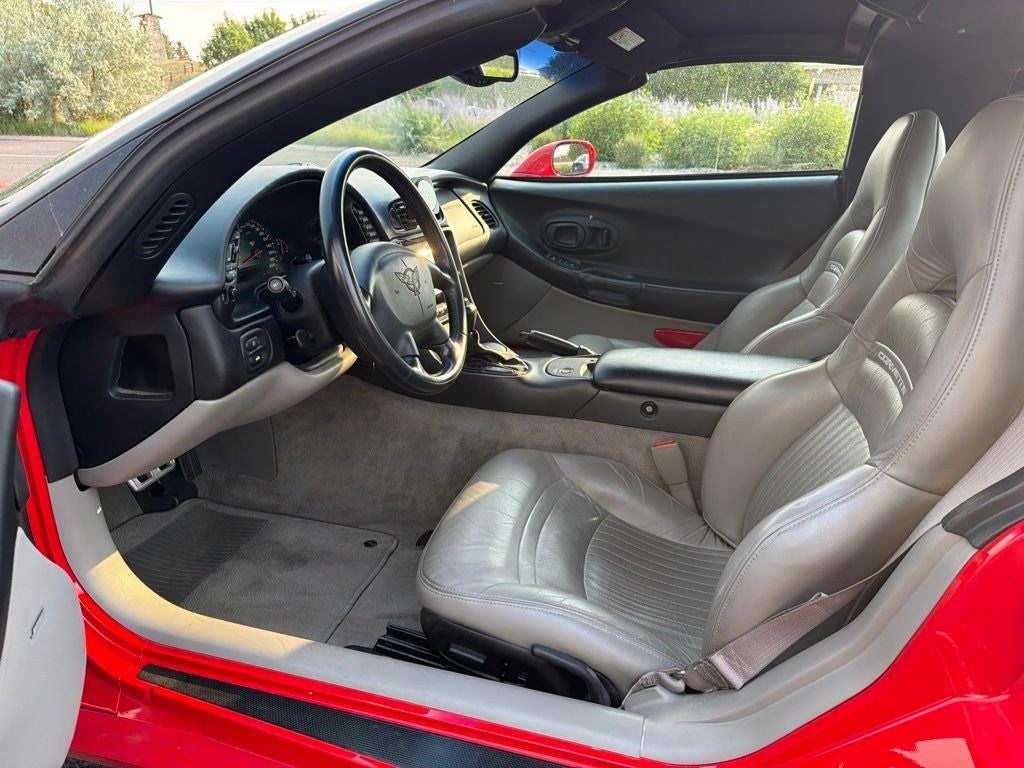 2001 Chevrolet Corvette Base