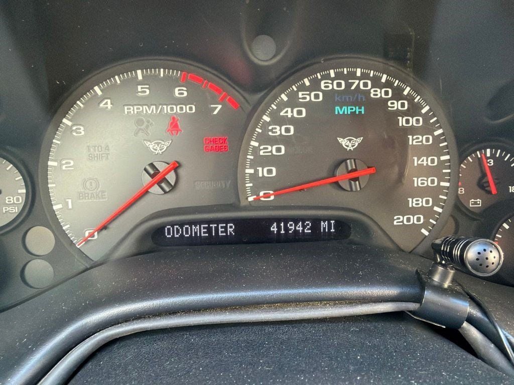 2001 Chevrolet Corvette Base