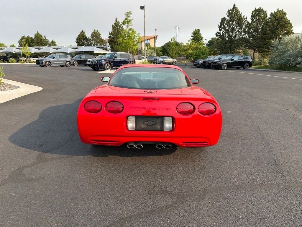 2001 Chevrolet Corvette Base