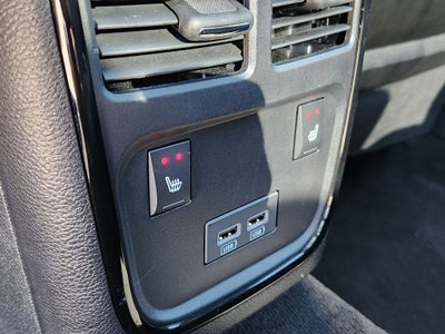2023 Chrysler 300 C