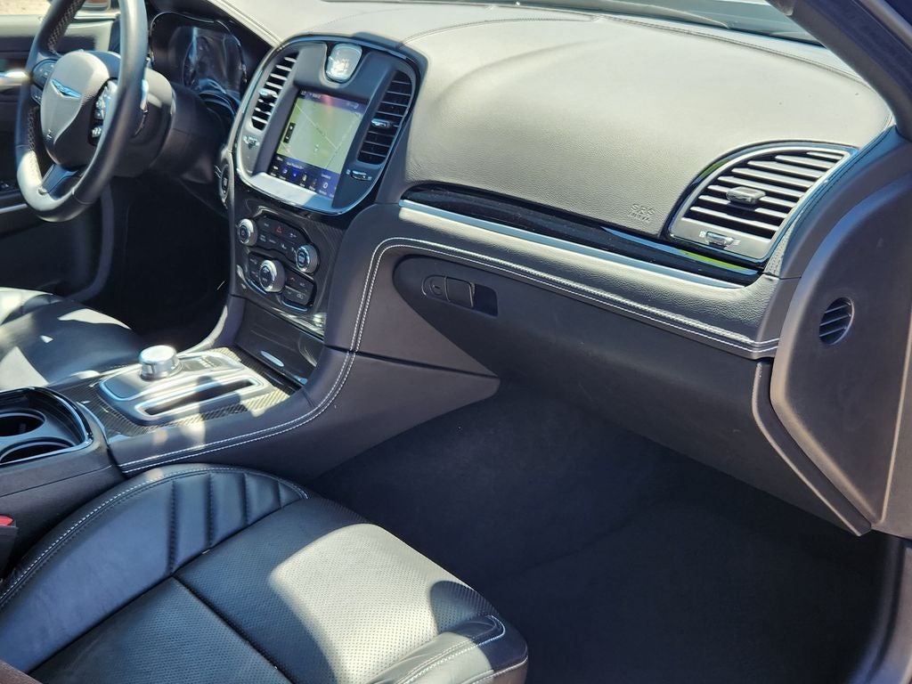 2023 Chrysler 300 C