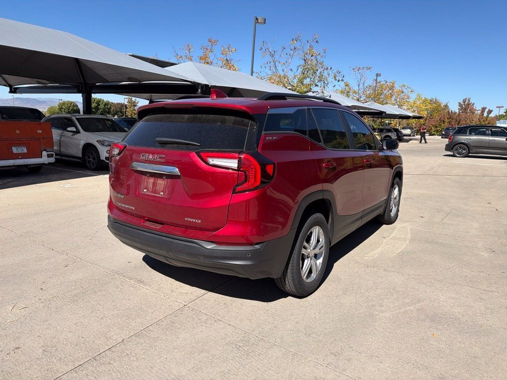 2024 GMC Terrain SLE