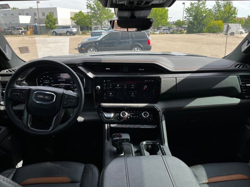 2025 GMC Sierra 1500 AT4