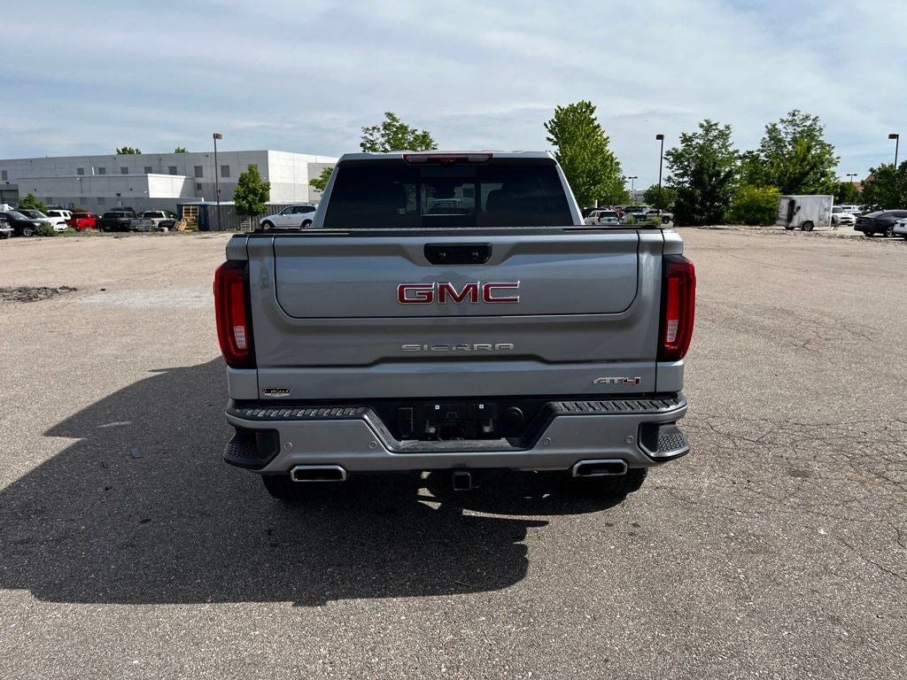 2025 GMC Sierra 1500 AT4