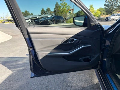 2024 BMW 3 Series 330e xDrive