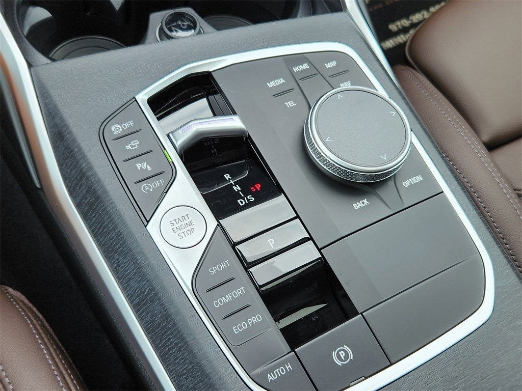 2025 BMW 3 Series 330i xDrive Courtesy Vehicle