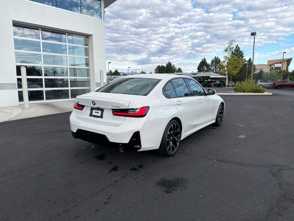 2026 BMW 3 Series 330i xDrive