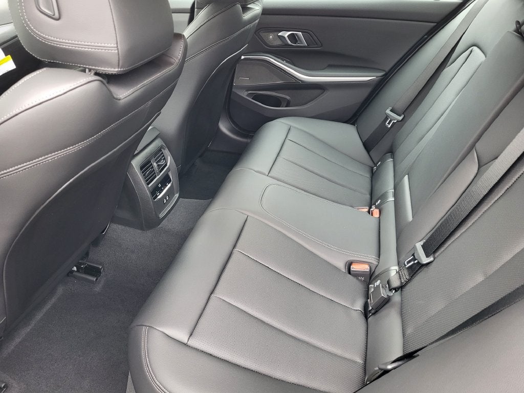 2026 BMW 3 Series 330i xDrive