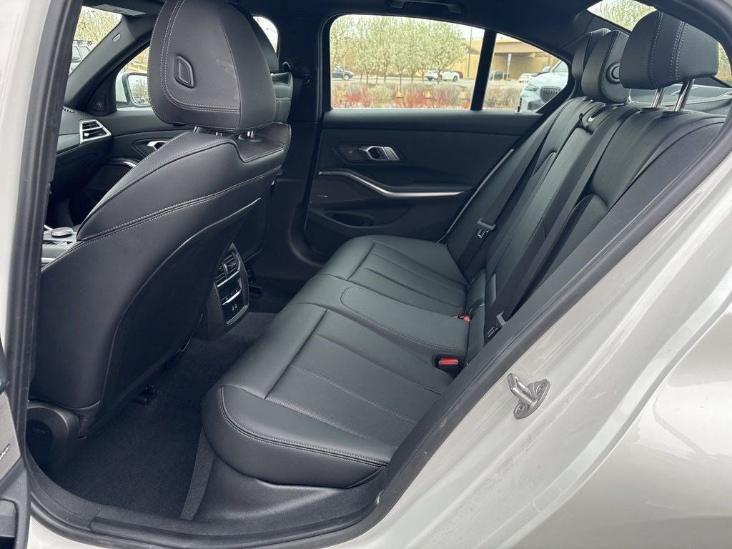 2025 BMW 3 Series 330i xDrive