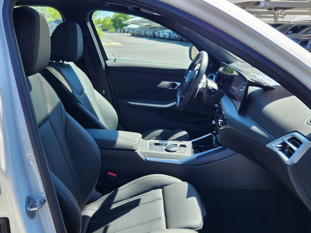 2025 BMW 3 Series 330i xDrive