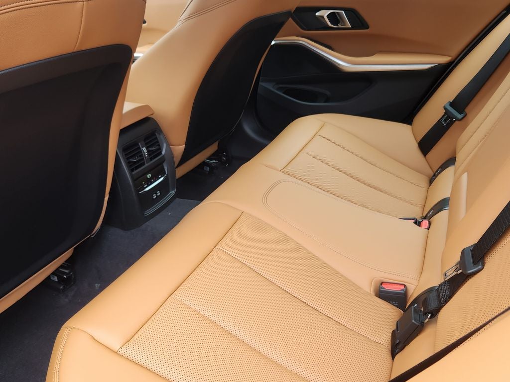 2026 BMW 3 Series 330i xDrive