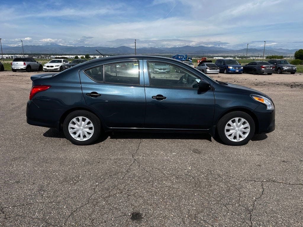 2017 Nissan Versa 1.6 S Plus