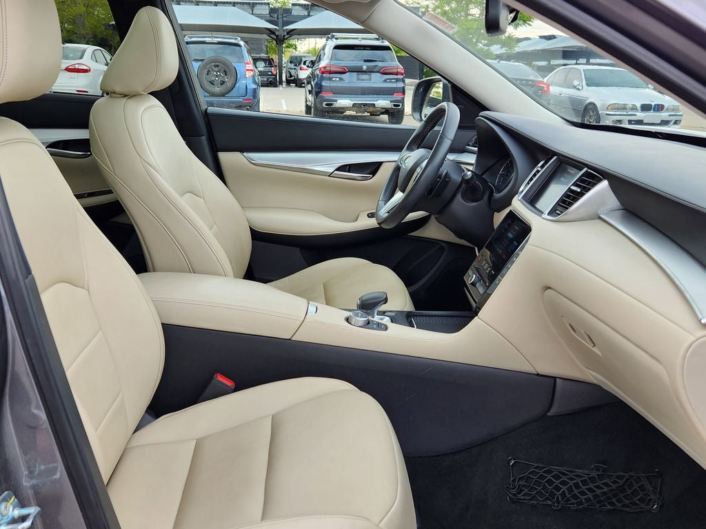 2021 INFINITI QX50 LUXE