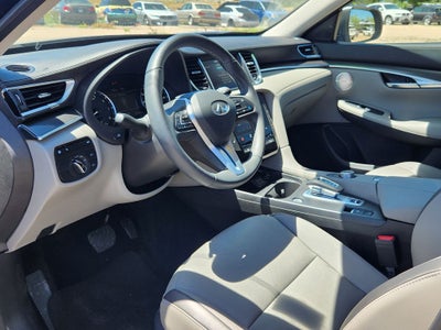 2025 INFINITI QX50 LUXE