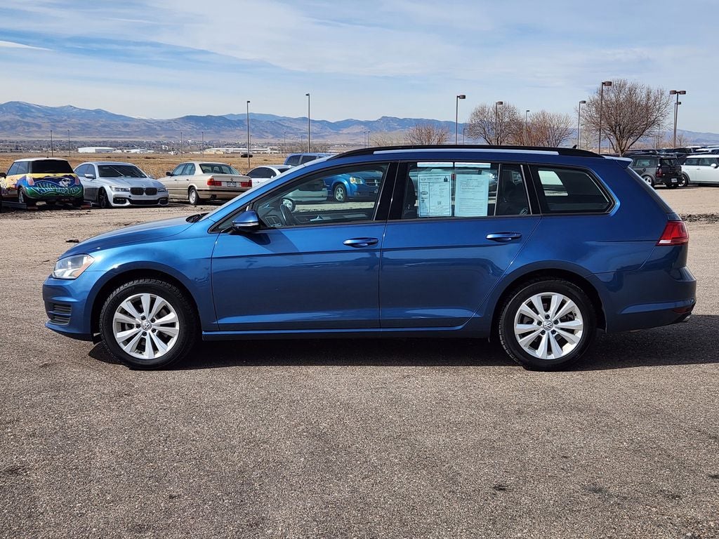 2017 Volkswagen Golf SportWagen S 4Motion