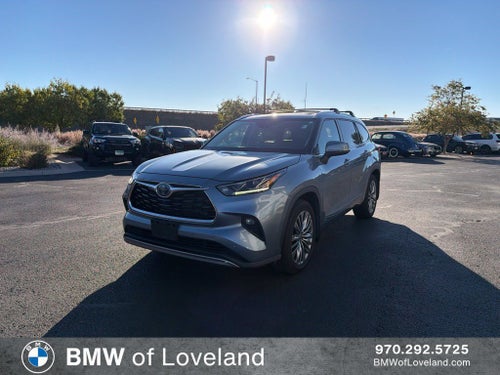 2022 Toyota Highlander Hybrid Platinum