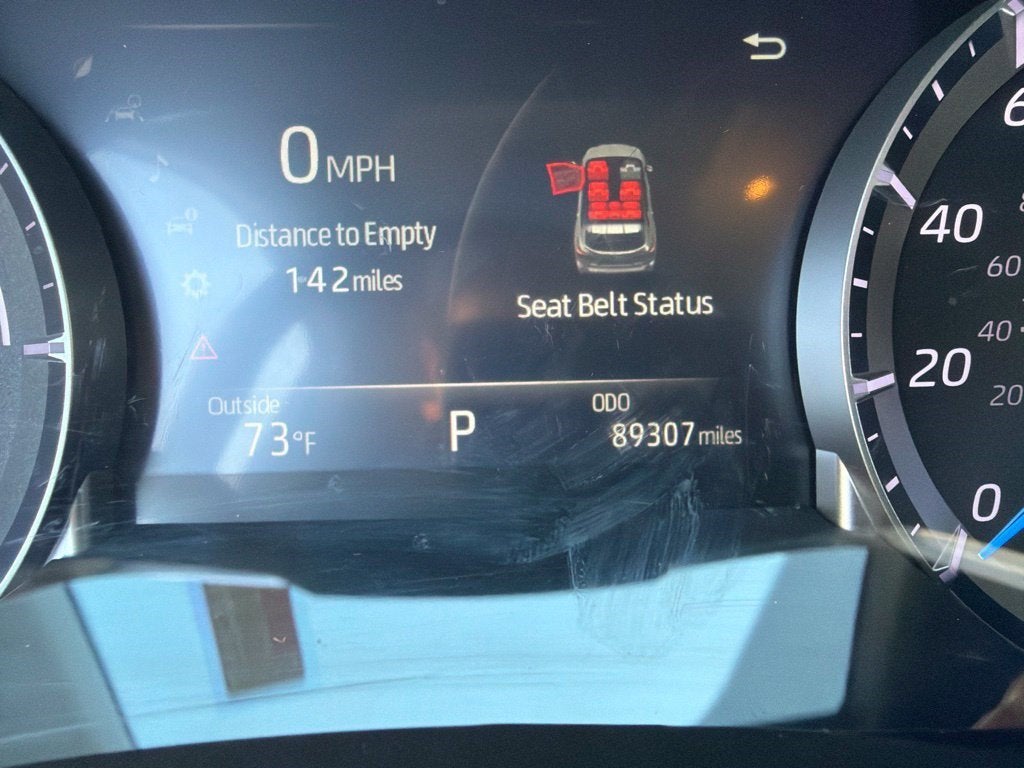 2022 Toyota Highlander Hybrid Platinum