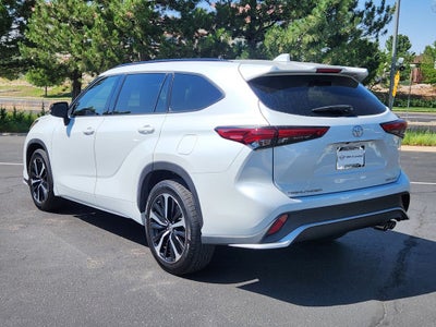 2022 Toyota Highlander XSE