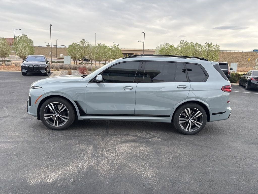 2024 BMW X7 xDrive40i