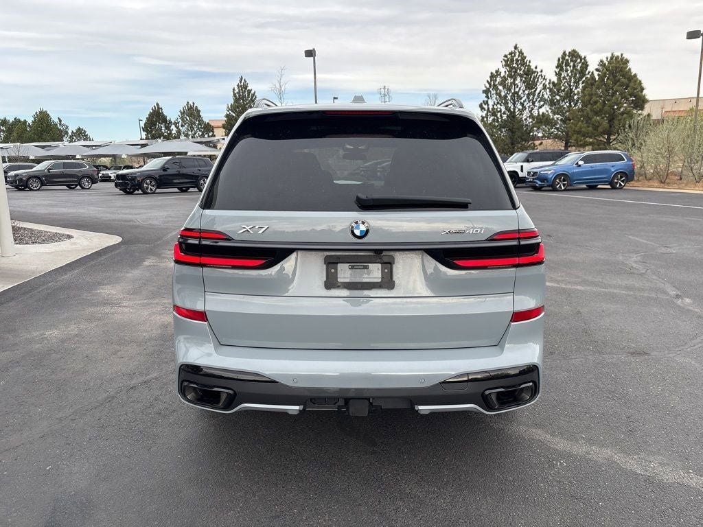 2024 BMW X7 xDrive40i