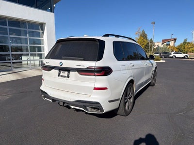 2024 BMW X7 xDrive40i