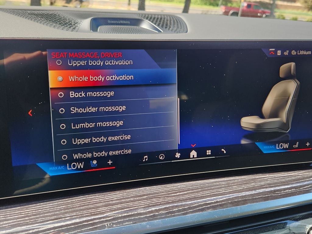 2027 BMW X7 xDrive40i