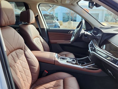 2023 BMW X7 xDrive40i