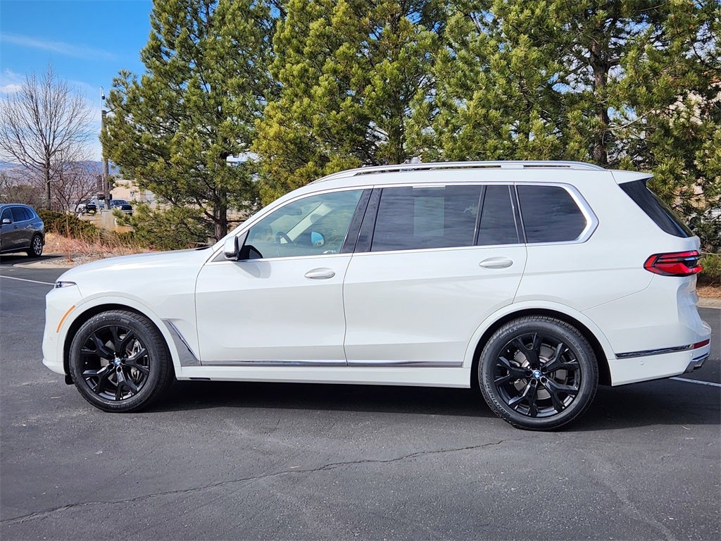 2023 BMW X7 xDrive40i