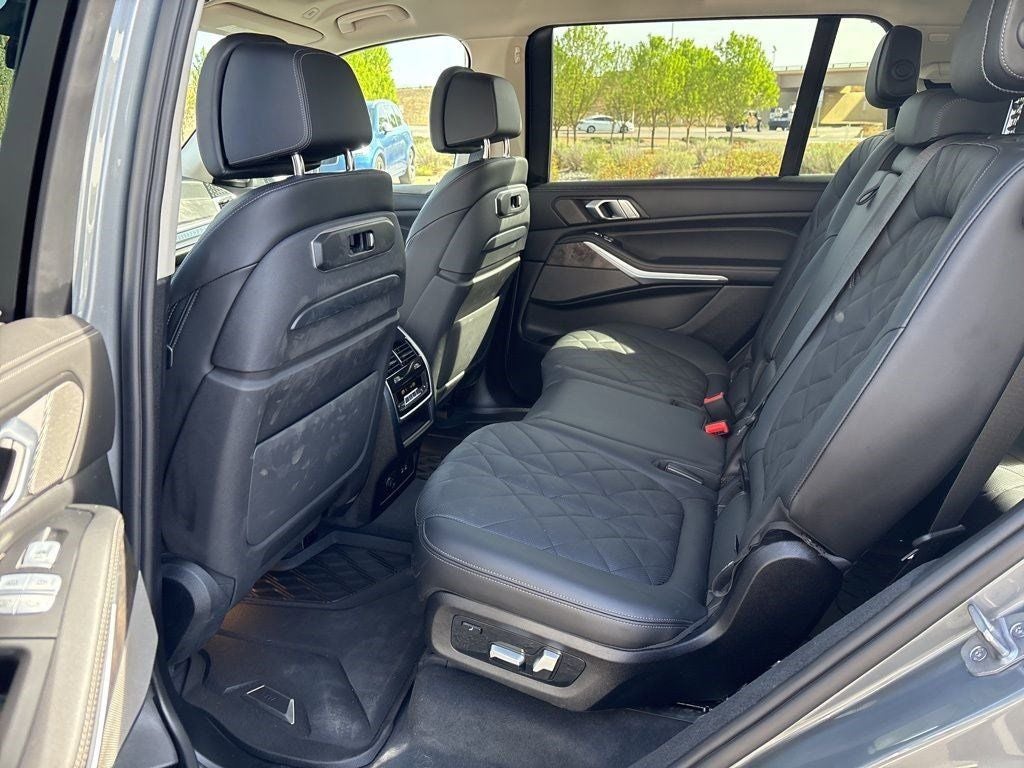 2024 BMW X7 xDrive40i