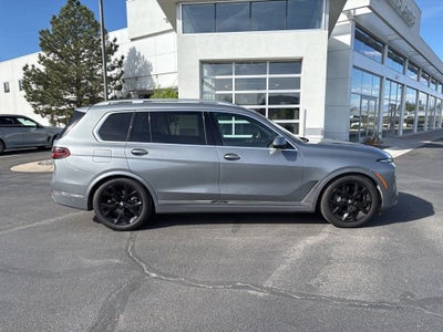 2024 BMW X7 xDrive40i