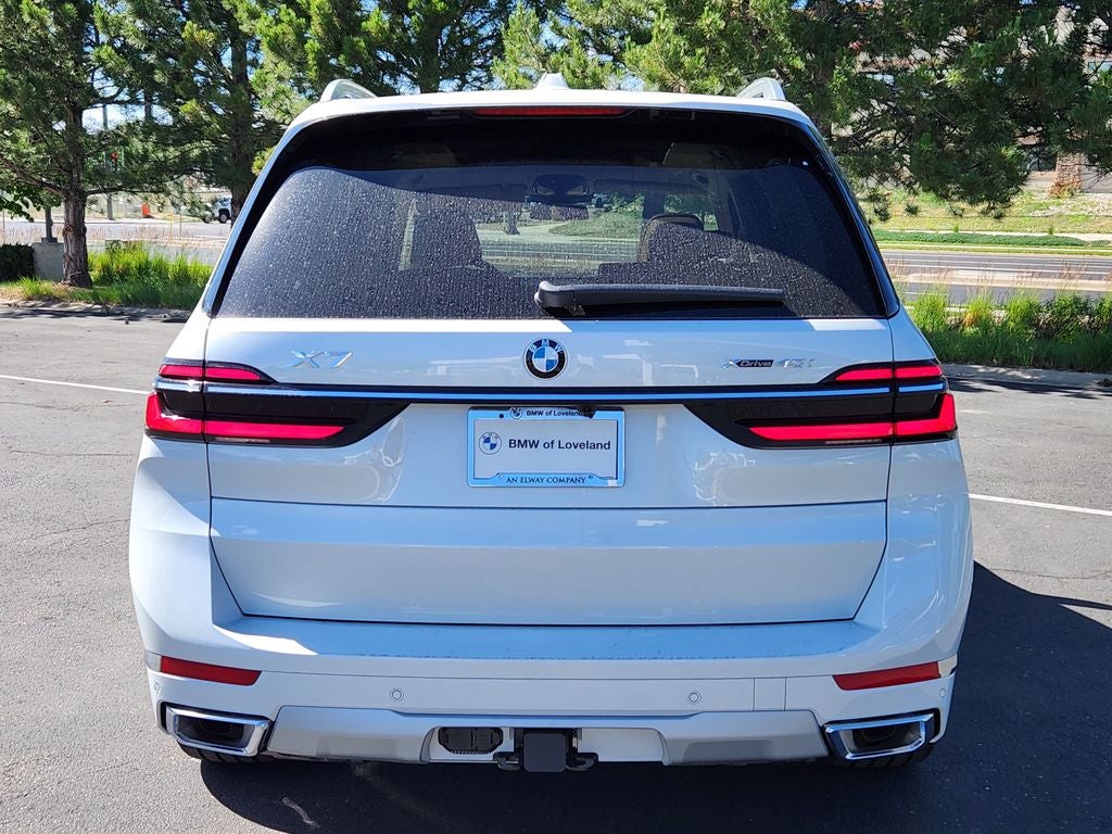 2027 BMW X7 xDrive40i