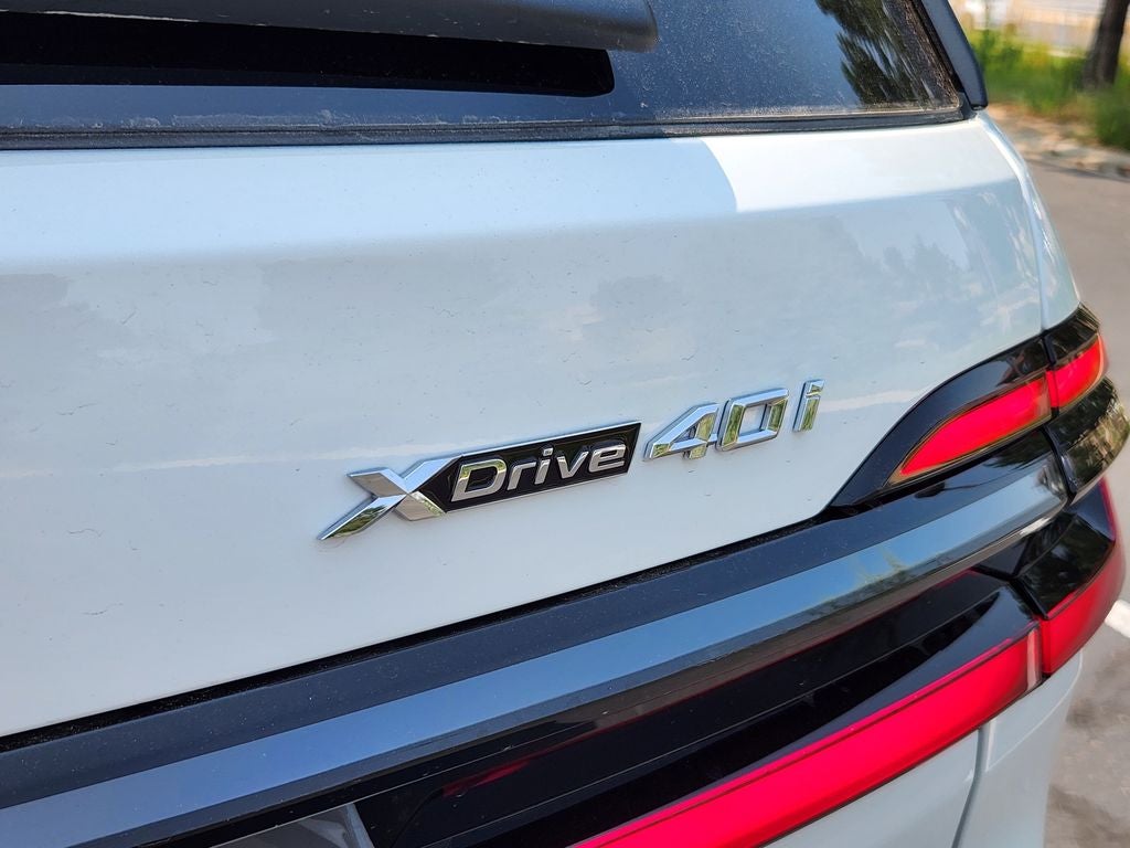 2027 BMW X7 xDrive40i